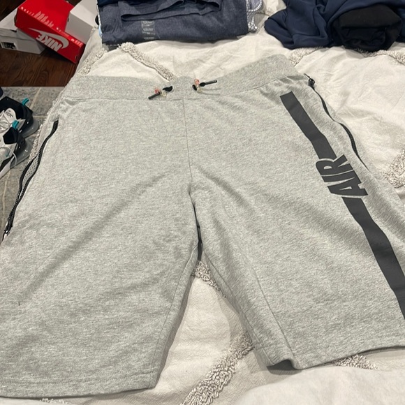 MENS NIKE TECH SWEAT SHORTS - Picture 1 of 3
